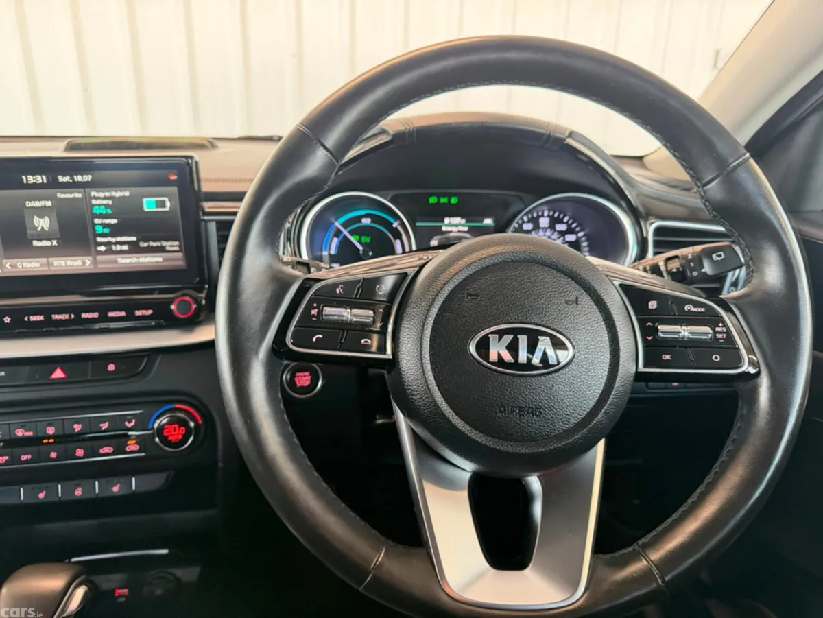 Kia XCeed Hatchback, Petrol Plug-in Hybrid, 2020, Black
