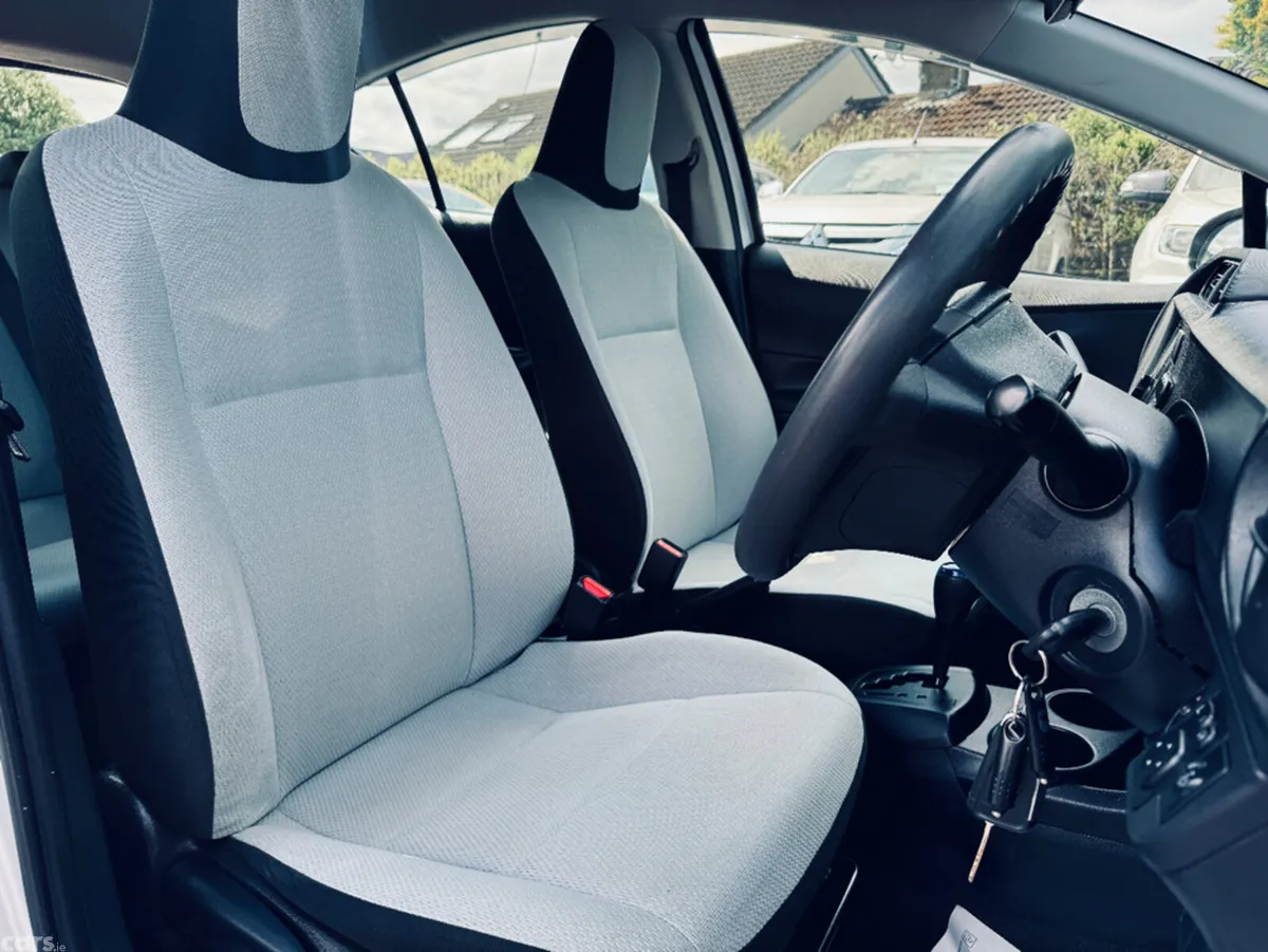 Toyota Aqua Hatchback, Petrol Hybrid, 2016, Silver