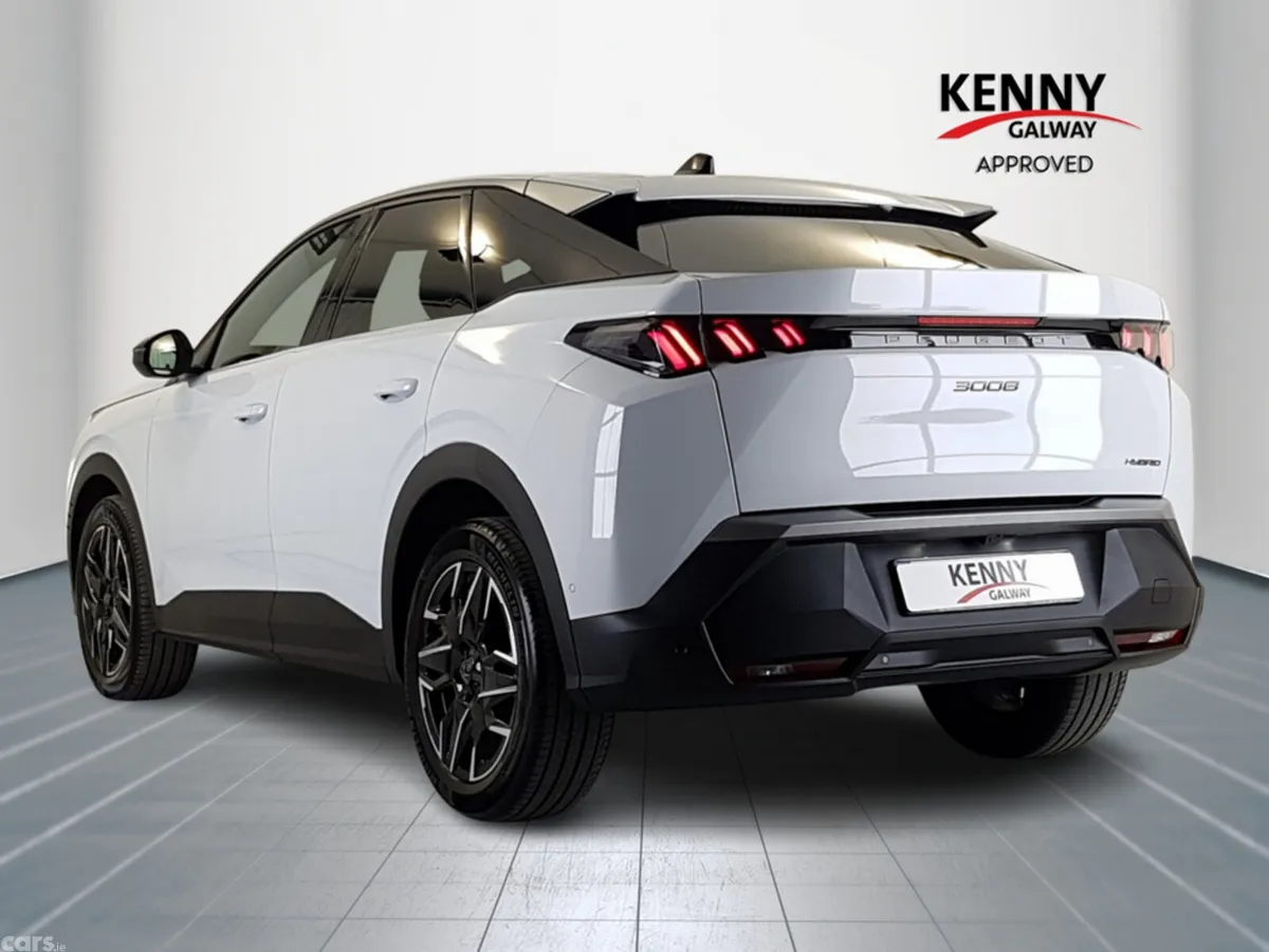Peugeot 3008 MPV, Petrol Hybrid, 2026, White