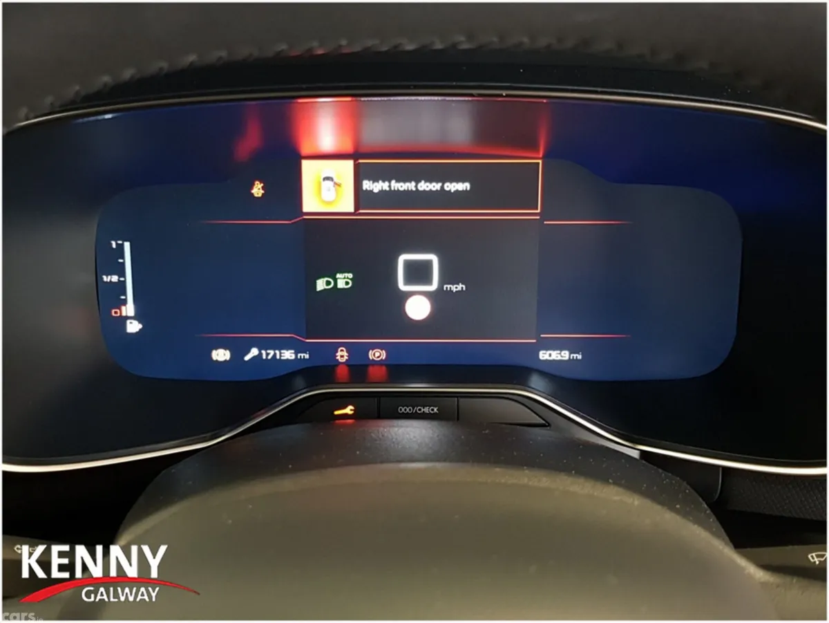 Citroen C5 Aircross Hatchback, Diesel, 2023, Blue