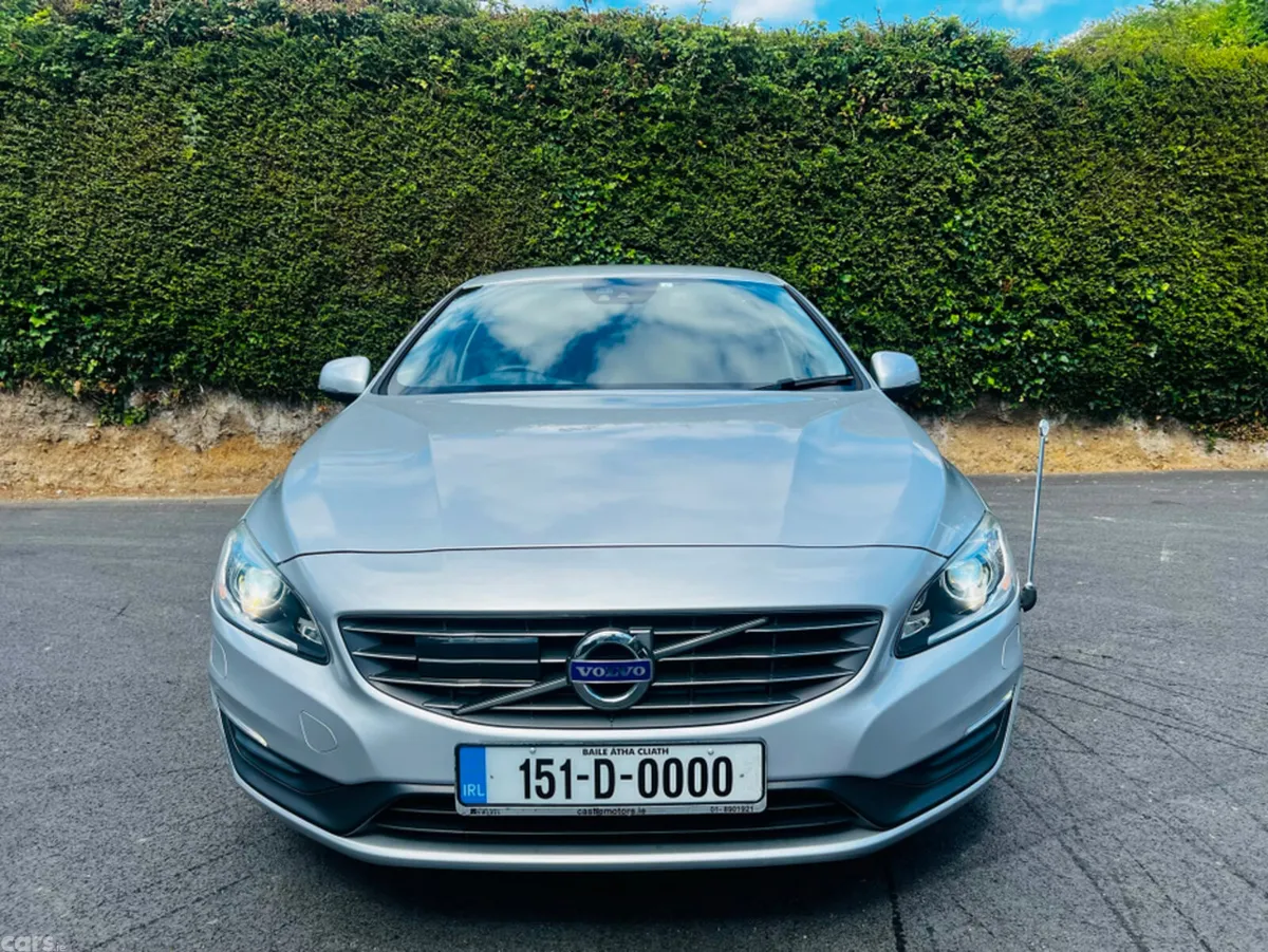 Volvo S60 Hatchback, Petrol, 2015, Silver