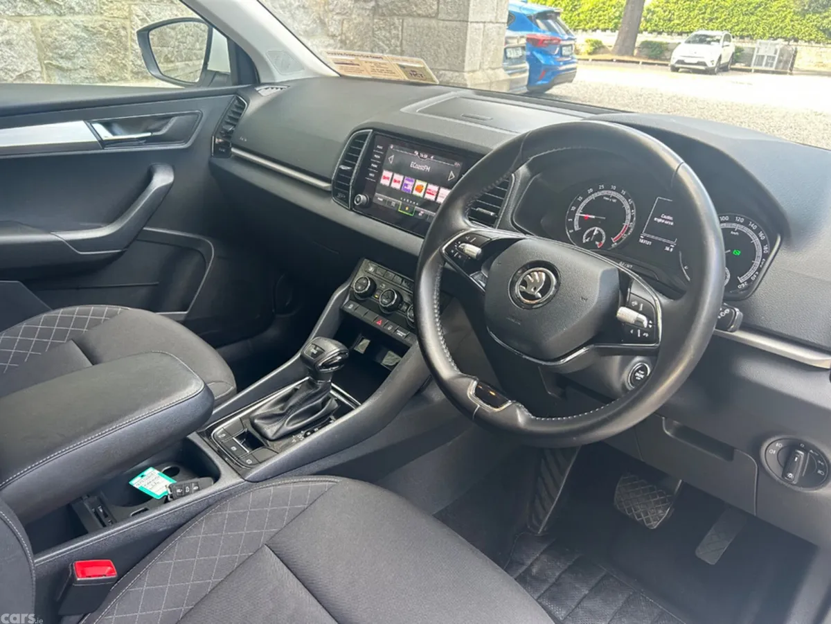 Skoda Karoq SUV, Diesel, 2021, White