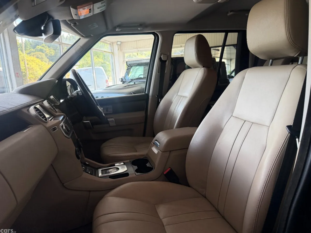 Land Rover Discovery MPV, Diesel, 2016, Blue