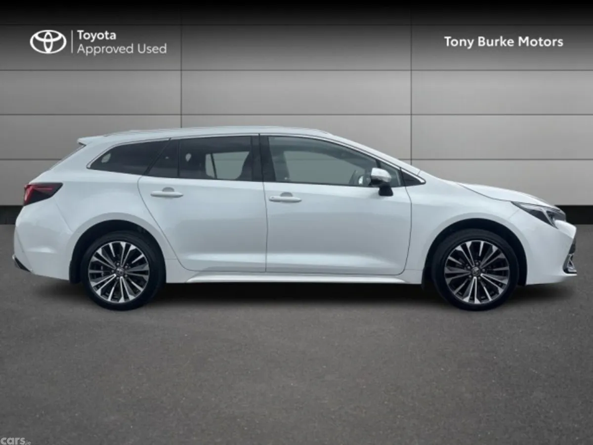 Toyota Corolla Estate, Petrol Hybrid, 2023, White