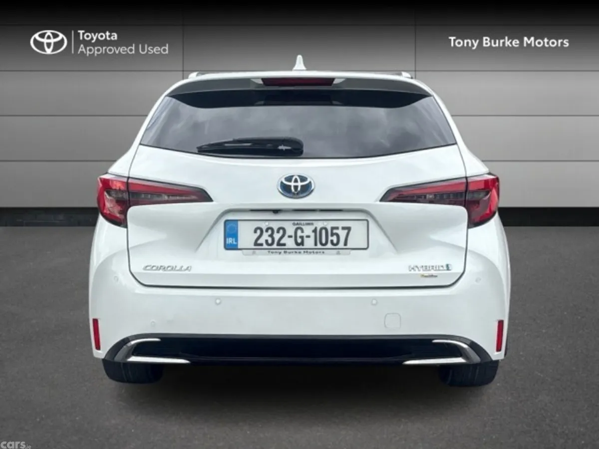 Toyota Corolla Estate, Petrol Hybrid, 2023, White