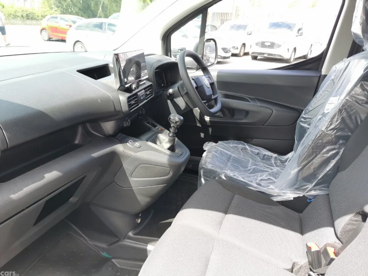 Citroen Berlingo Van, Diesel, 2026, White