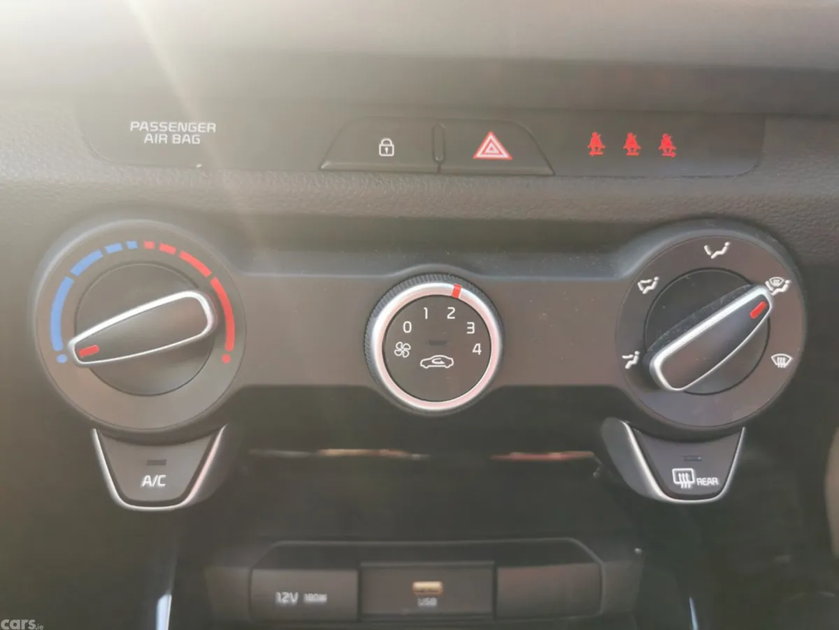 Kia Rio Hatchback, Petrol, 2023, Red