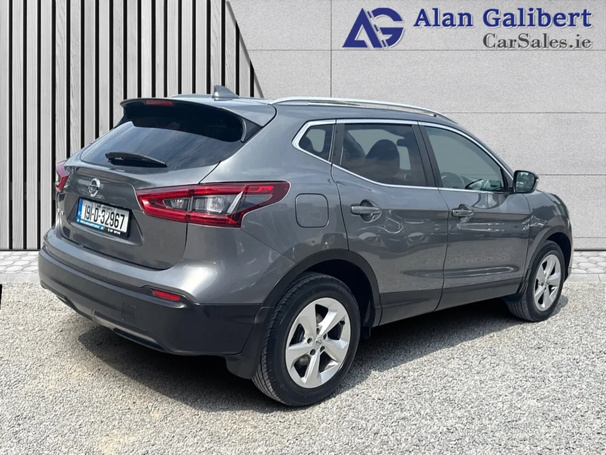 Nissan Qashqai MPV, Petrol, 2019, Grey