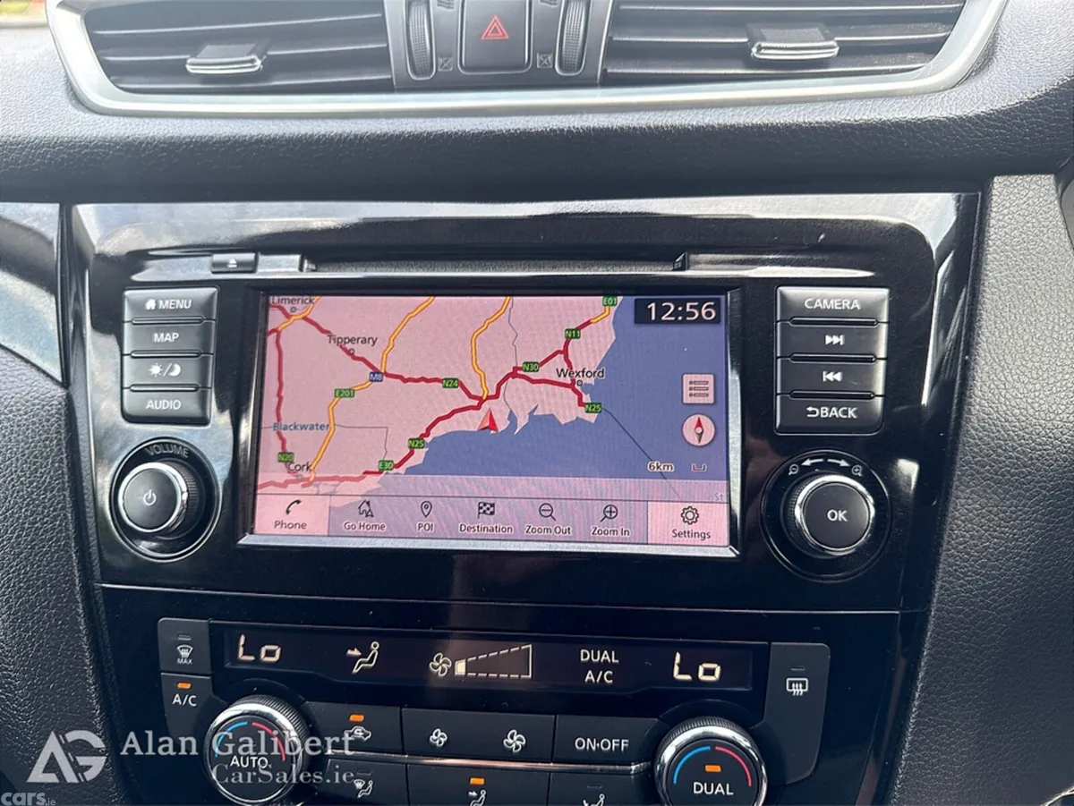Nissan Qashqai MPV, Petrol, 2019, Grey