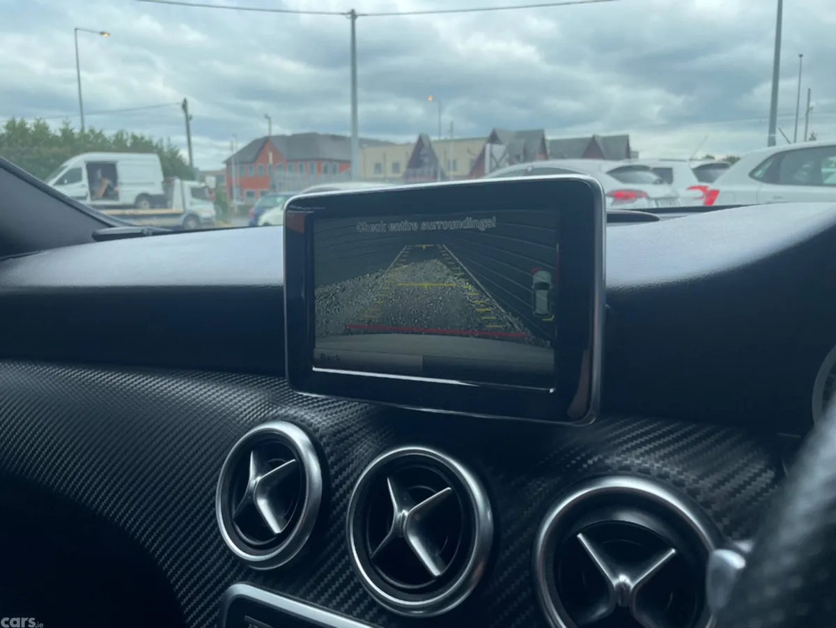 Mercedes-Benz Other Hatchback, Petrol, 2013, White