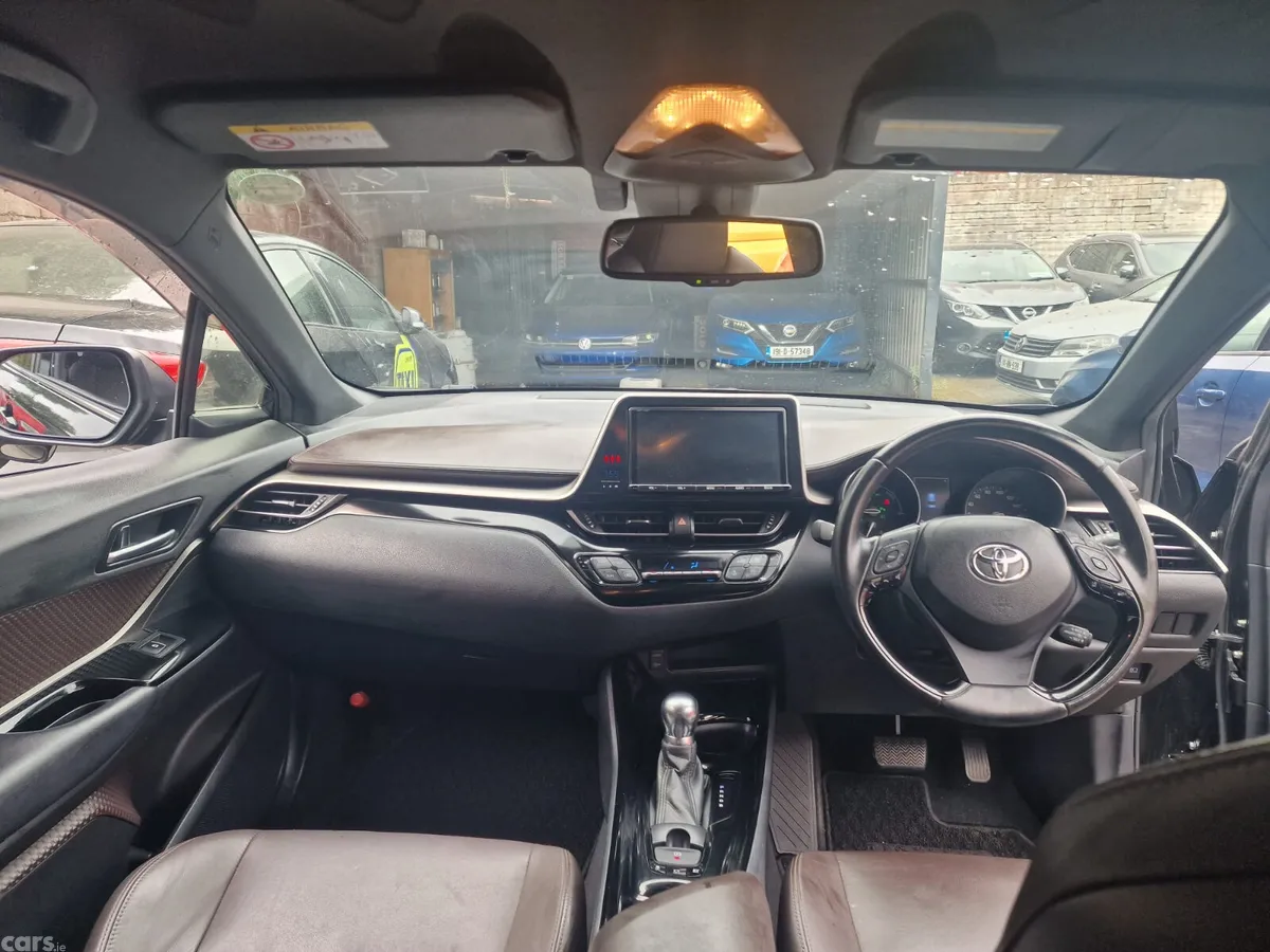 Toyota C-HR MPV, Petrol Hybrid, 2017, Black