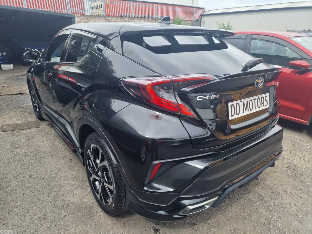 Toyota C-HR MPV, Petrol Hybrid, 2017, Black