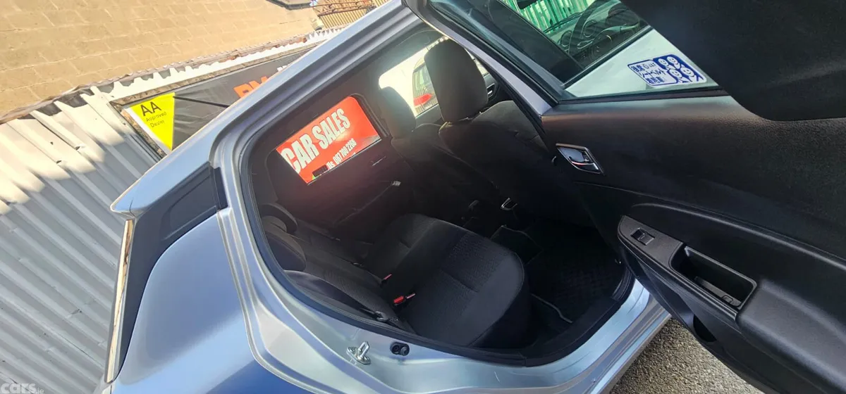 Suzuki Swift Hatchback, Petrol, 2023, Silver