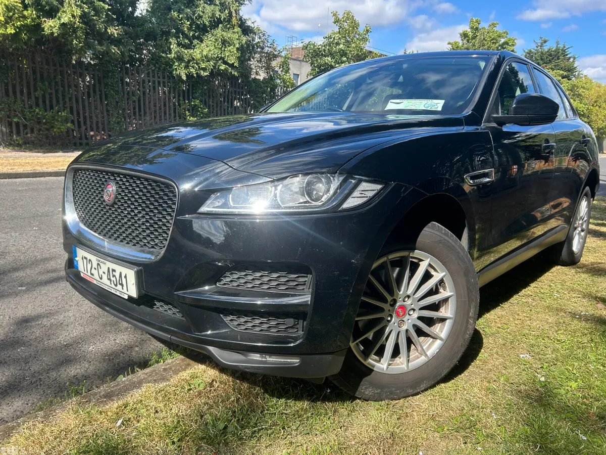 Jaguar F-Pace SUV, Diesel, 2017, Black
