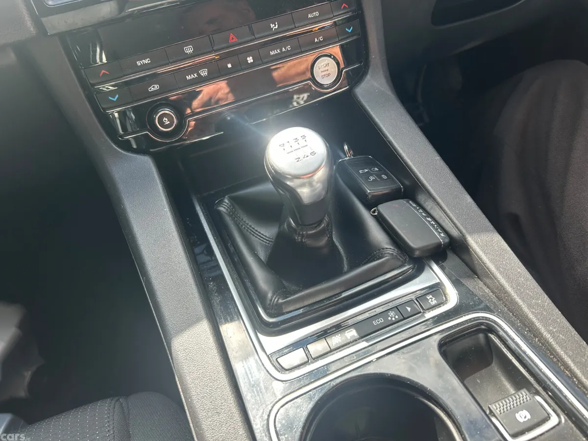 Jaguar F-Pace SUV, Diesel, 2017, Black