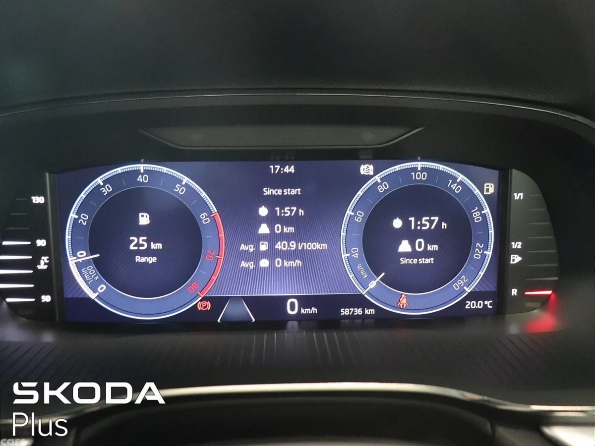 Skoda Octavia Saloon, Petrol, 2023, Grey