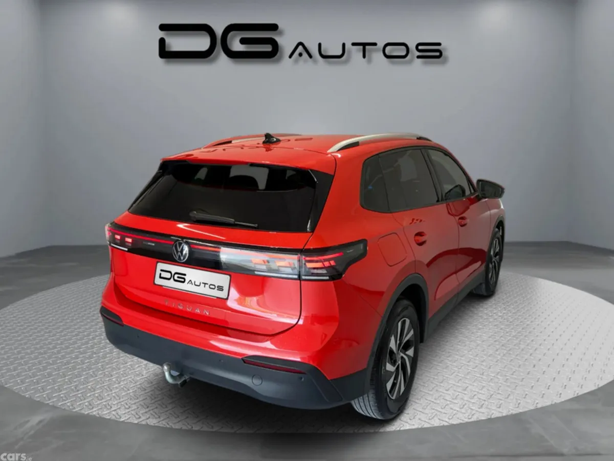 Volkswagen Tiguan SUV, Diesel, 2024, Red