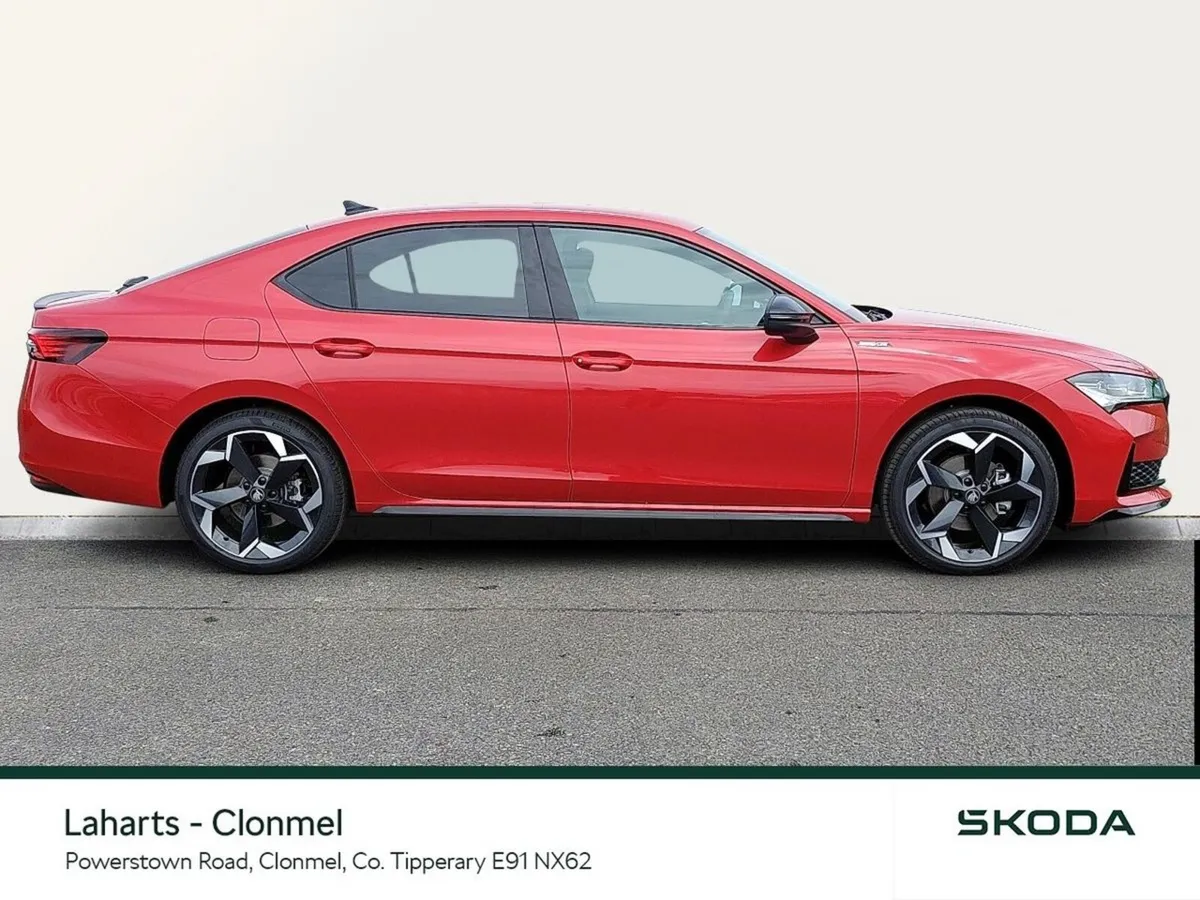 Skoda Superb Saloon, Diesel, 2026, Red
