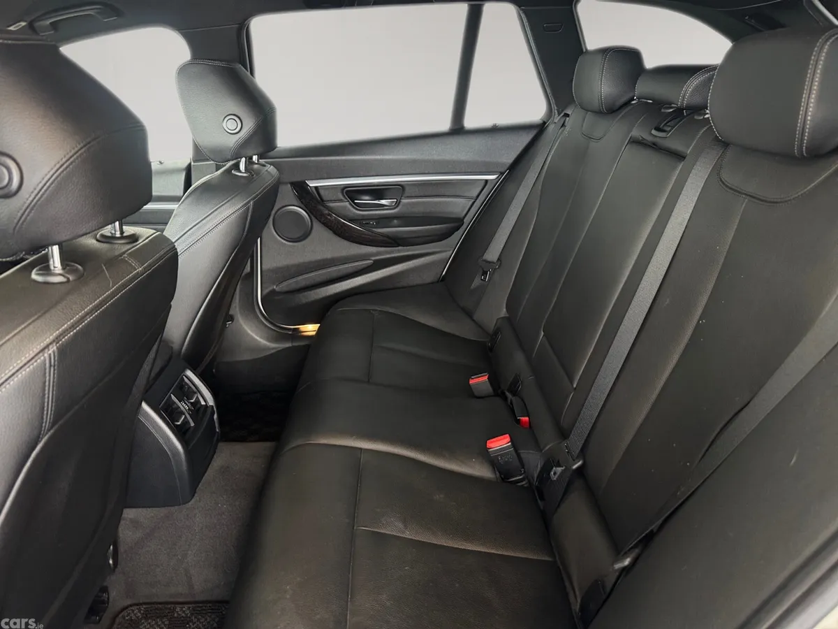 BMW 3-Series Estate, Diesel, 2015, White