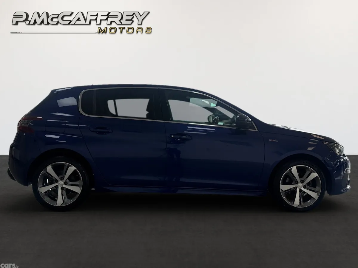 Peugeot 308 Hatchback, Diesel, 2019, Blue