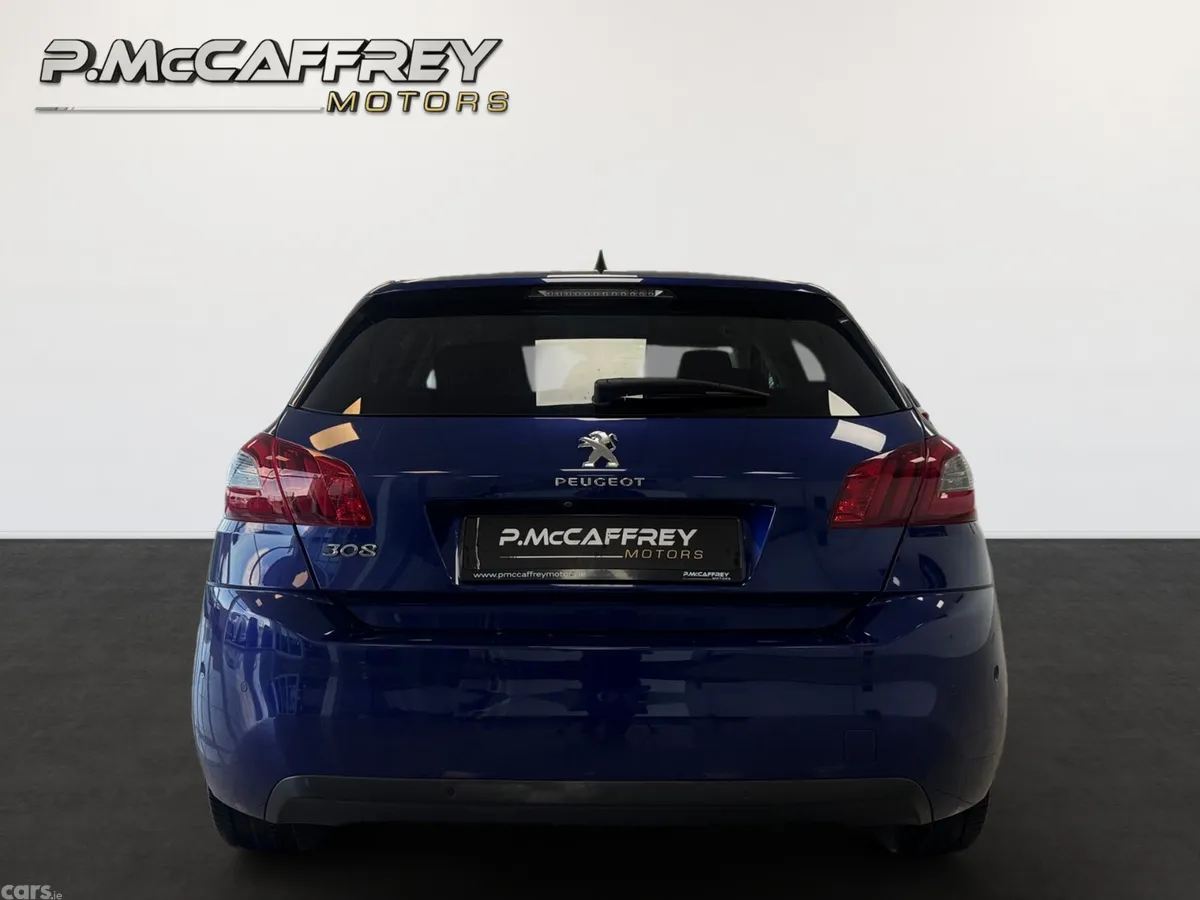 Peugeot 308 Hatchback, Diesel, 2019, Blue