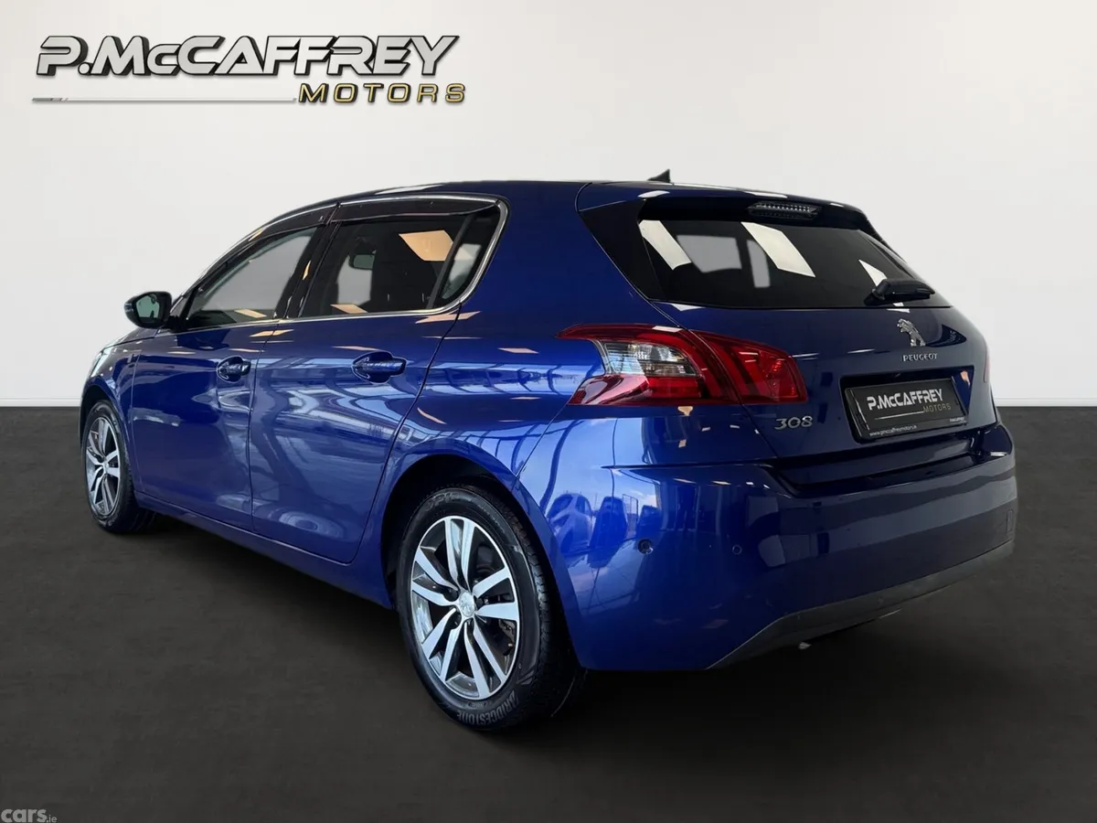Peugeot 308 Hatchback, Diesel, 2019, Blue