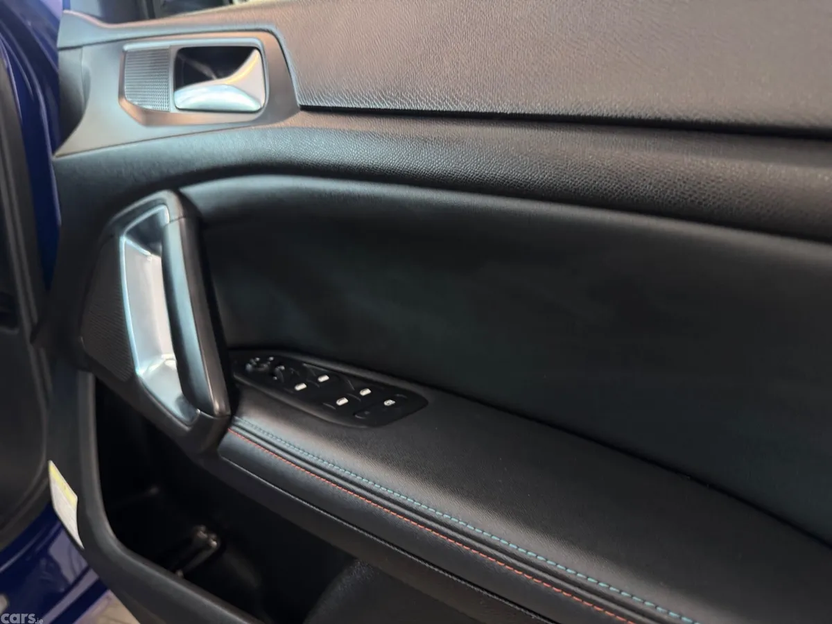 Peugeot 308 Hatchback, Diesel, 2019, Blue