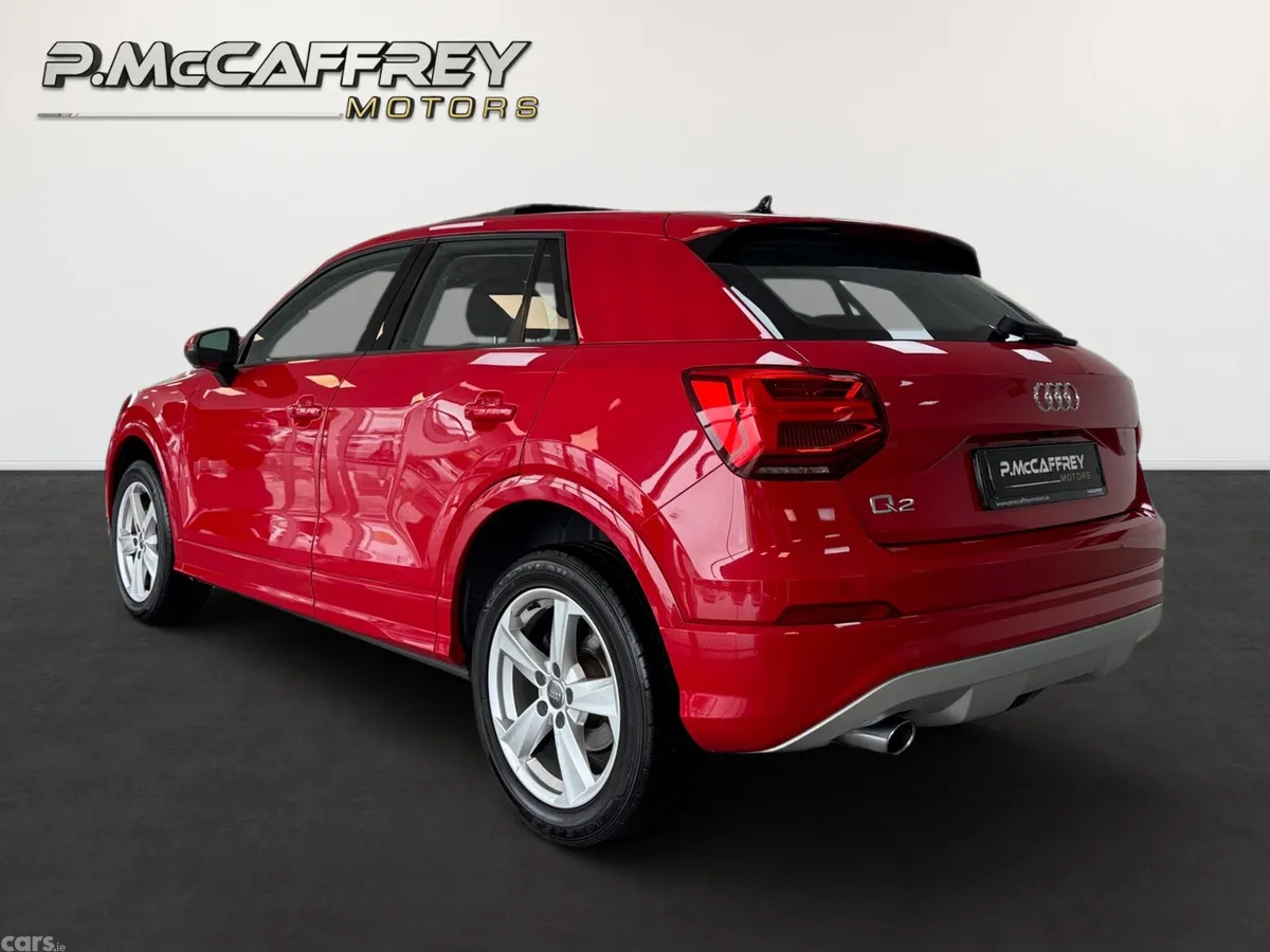 Audi Q2 SUV, Petrol, 2020, Red