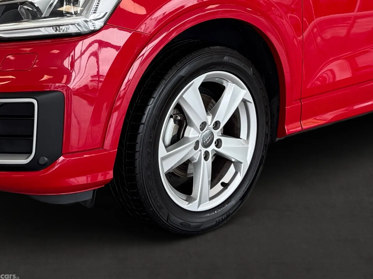 Audi Q2 SUV, Petrol, 2020, Red