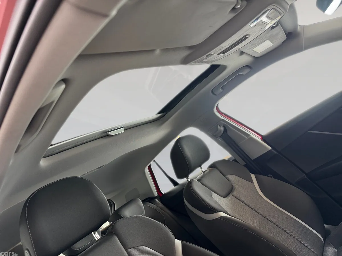 Audi Q2 SUV, Petrol, 2020, Red
