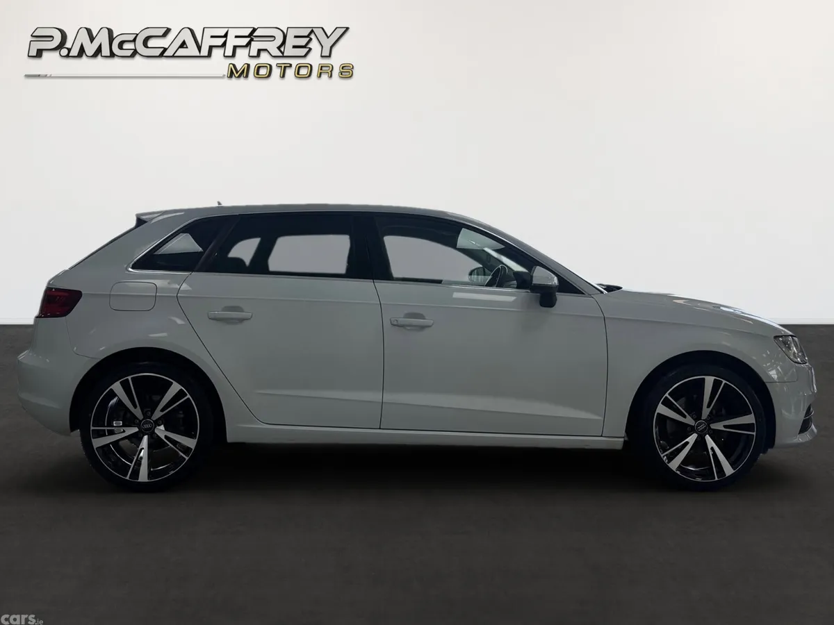 Audi A3 Hatchback, Petrol, 2015, White