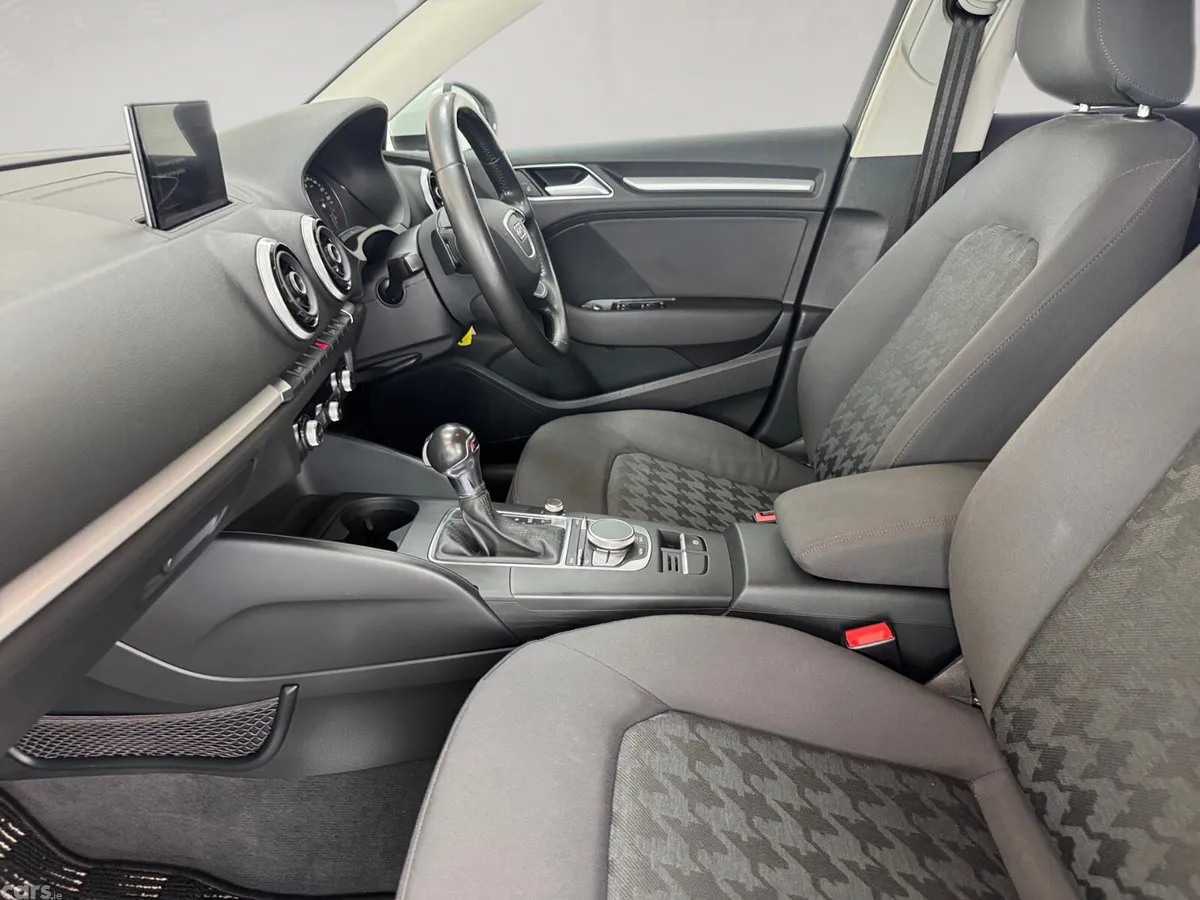 Audi A3 Hatchback, Petrol, 2015, White
