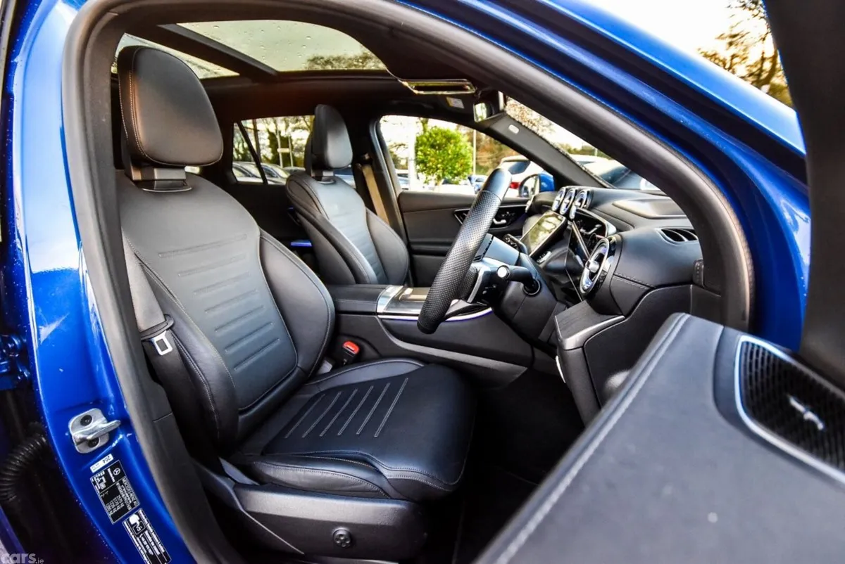 Mercedes-Benz GLC SUV, Diesel, 2023, Blue