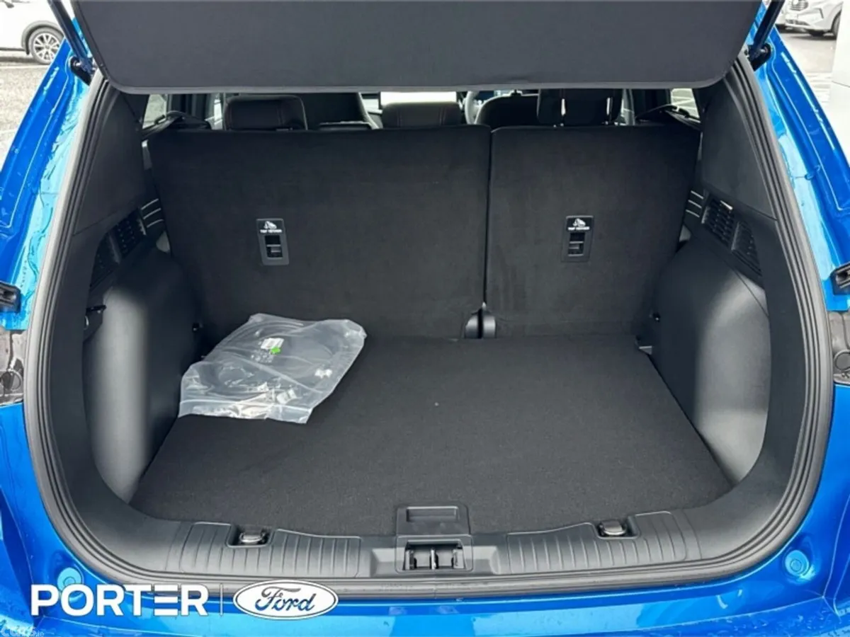Ford Kuga SUV, Petrol Plug-in Hybrid, 2026, Blue