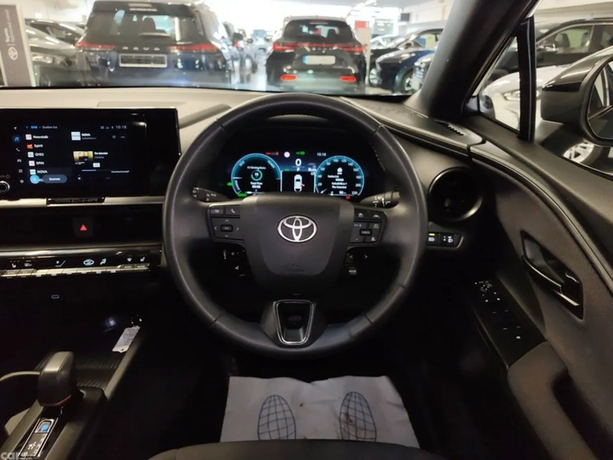 Toyota C-HR SUV, Petrol Hybrid, 2024, Grey