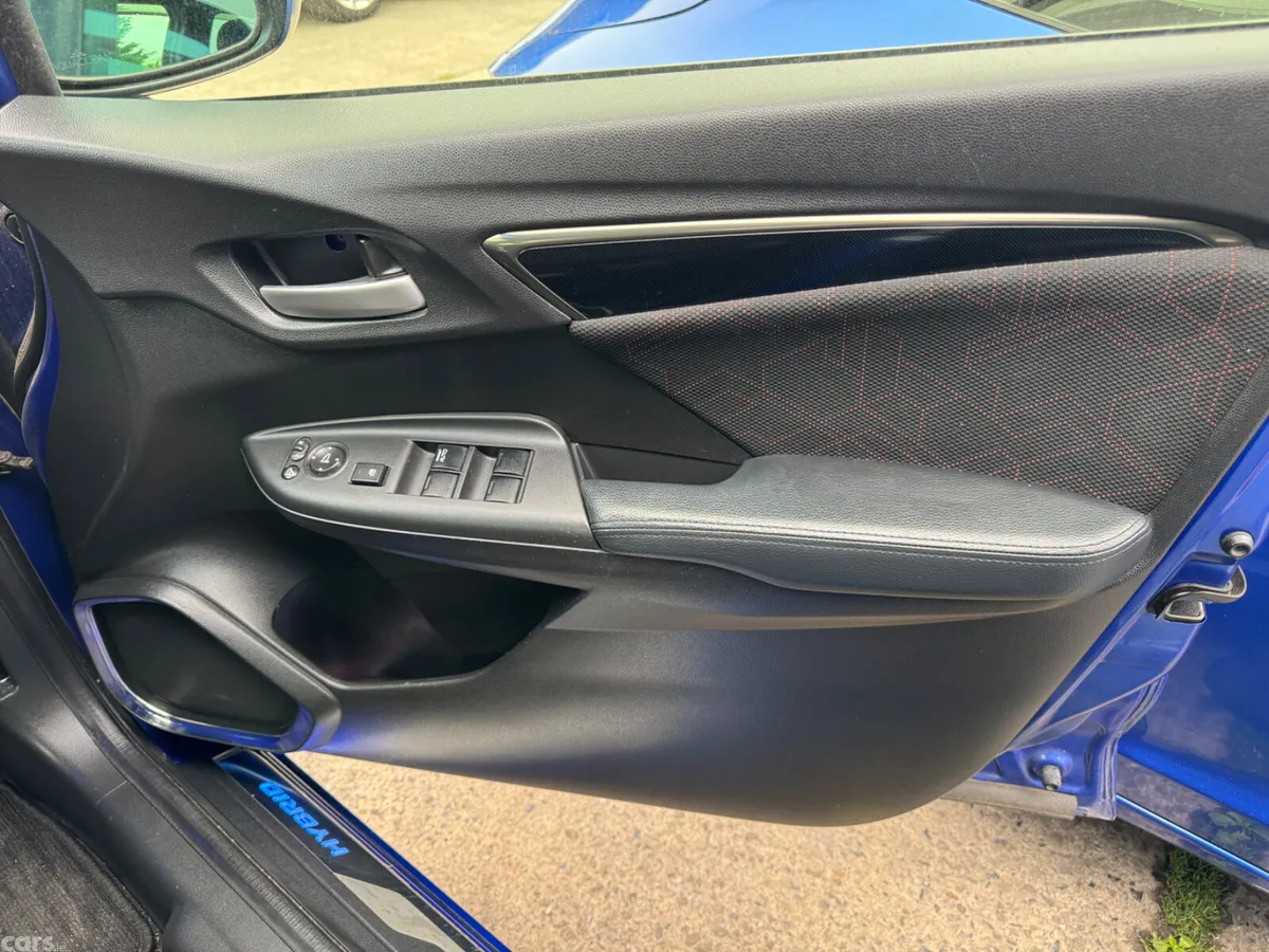 Honda Fit Hatchback, Petrol Hybrid, 2014, Blue