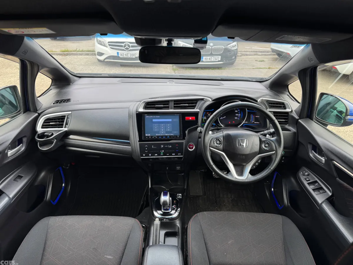 Honda Fit Hatchback, Petrol Hybrid, 2014, Blue
