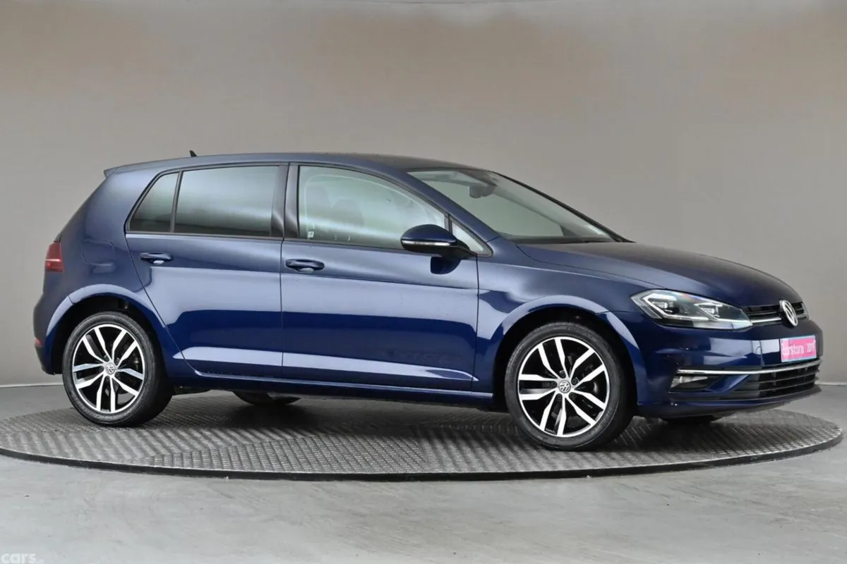 Volkswagen Golf Hatchback, Petrol, 2019, Blue