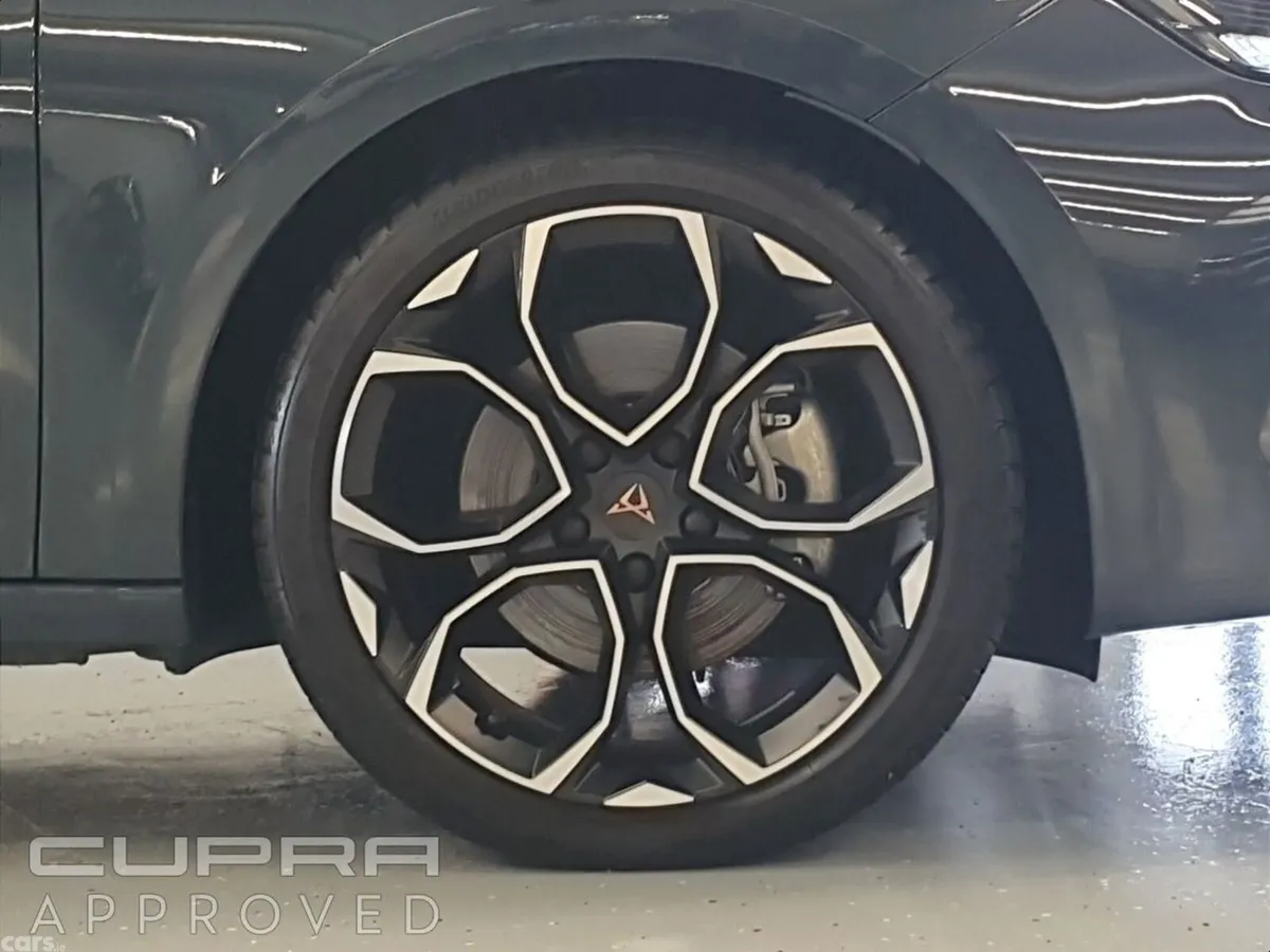 Cupra Leon Estate, Diesel, 2025, Blue