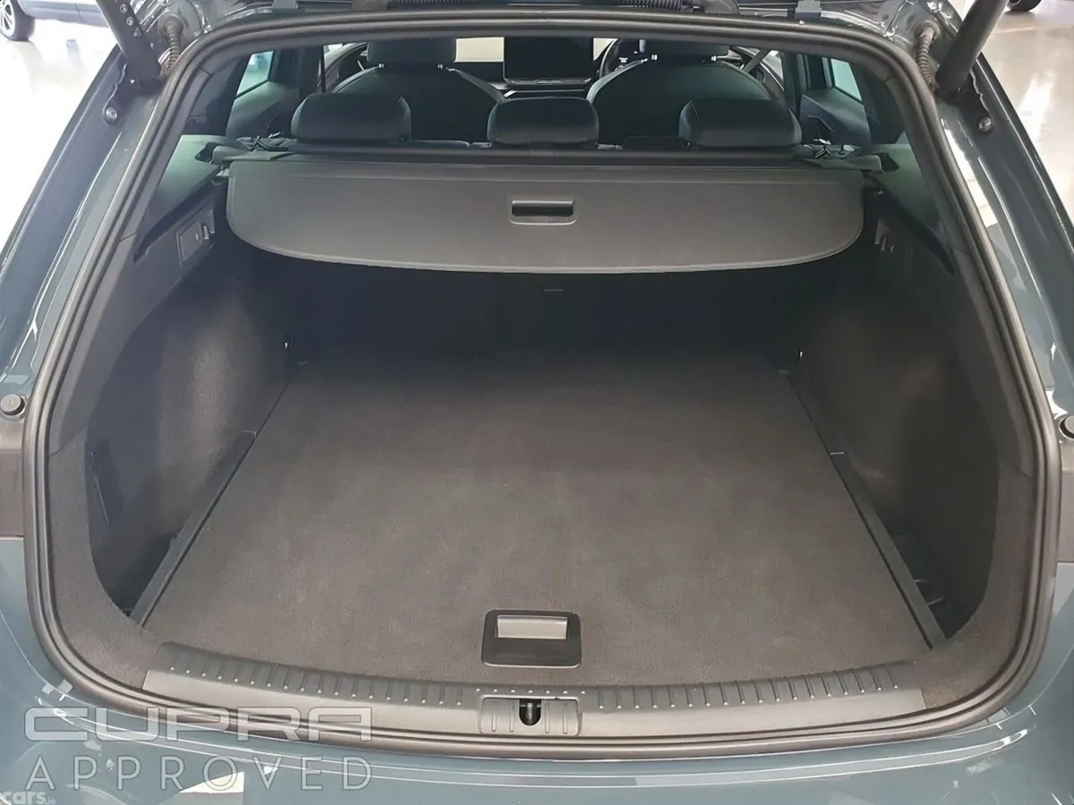 Cupra Leon Estate, Diesel, 2025, Blue