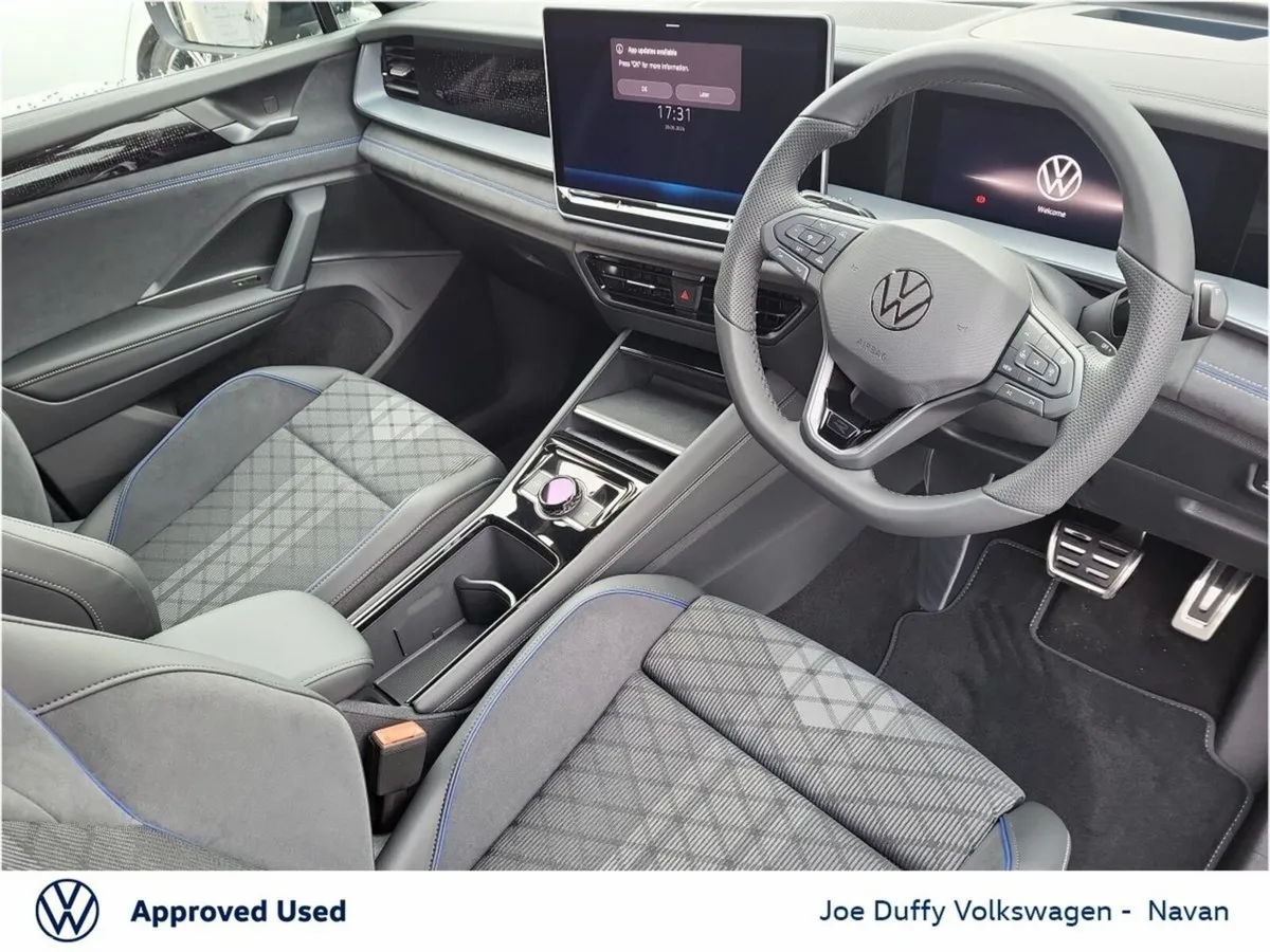 Volkswagen Tayron Estate, Petrol Plug-in Hybrid, 2026, Black
