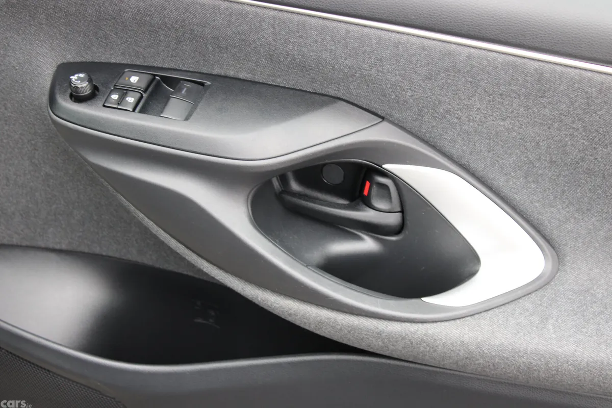 Toyota Yaris Hatchback, Petrol Hybrid, 2022, Green