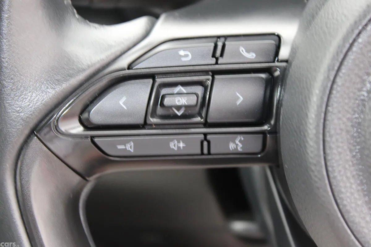 Toyota Yaris Hatchback, Petrol Hybrid, 2022, Green