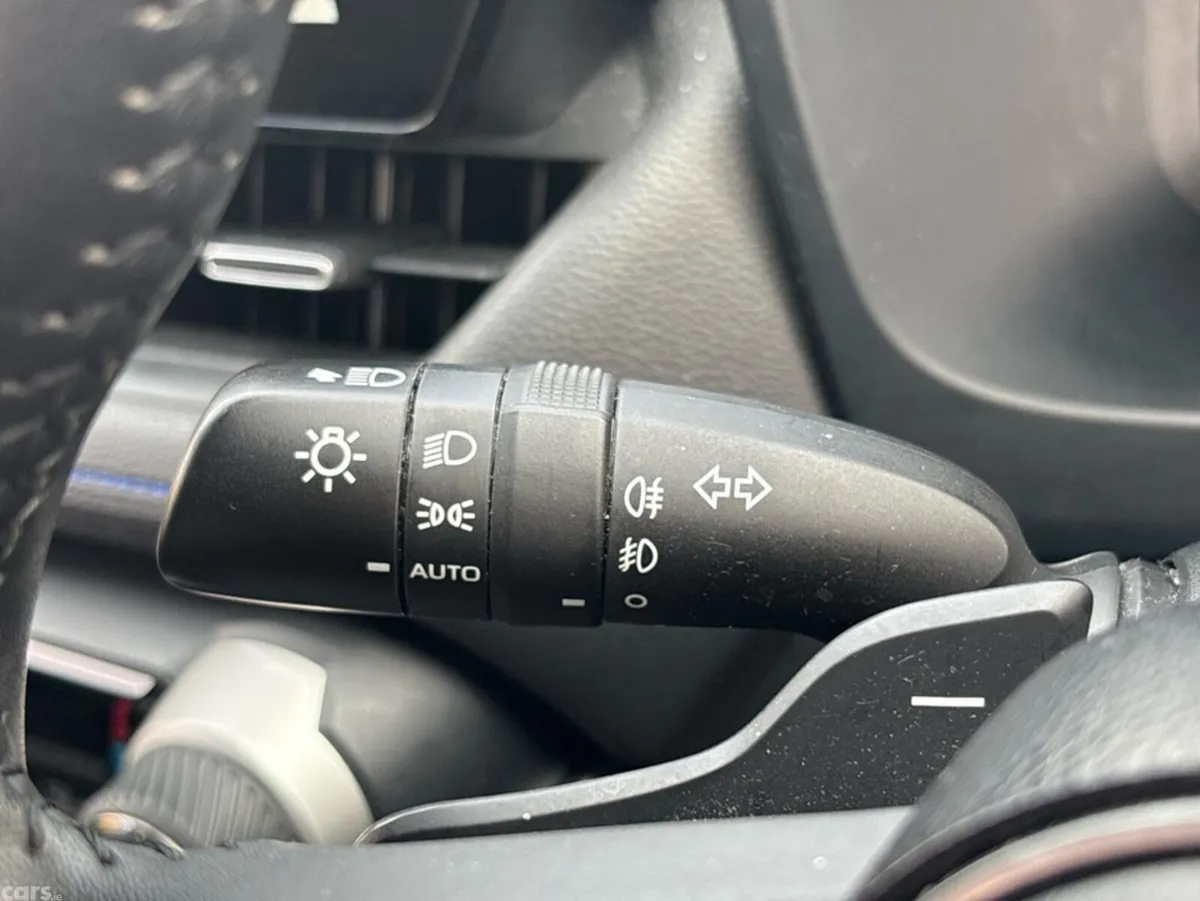 Toyota RAV4 SUV, Petrol Hybrid, 2024, Blue