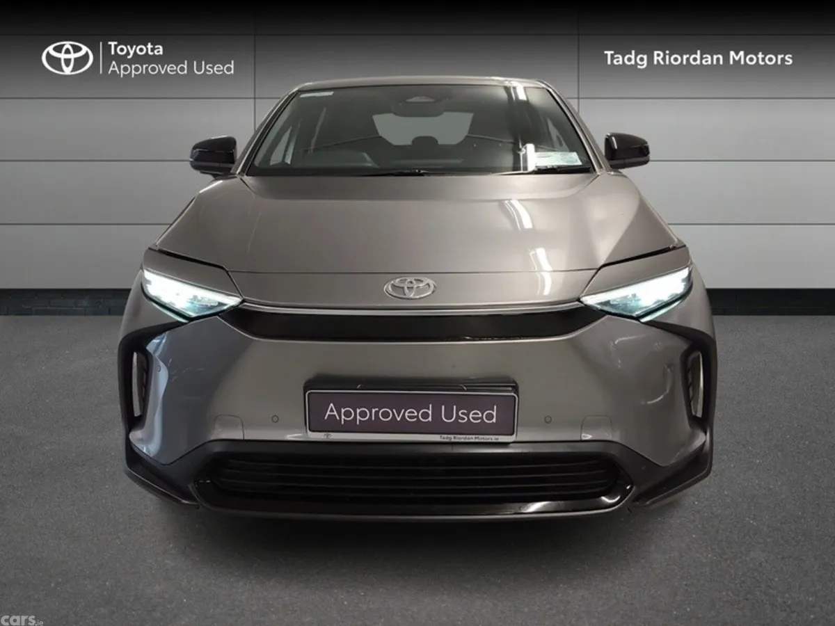 Toyota bZ4X Estate, Electric, 2023, Silver