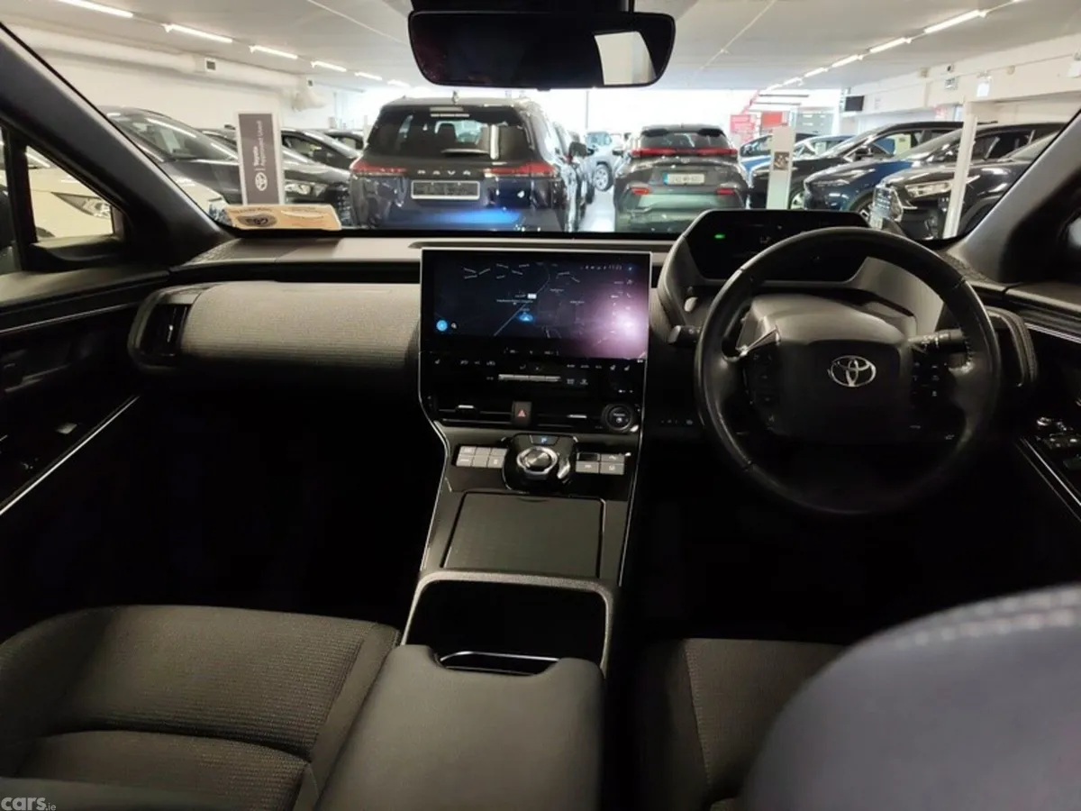 Toyota bZ4X Estate, Electric, 2023, Silver