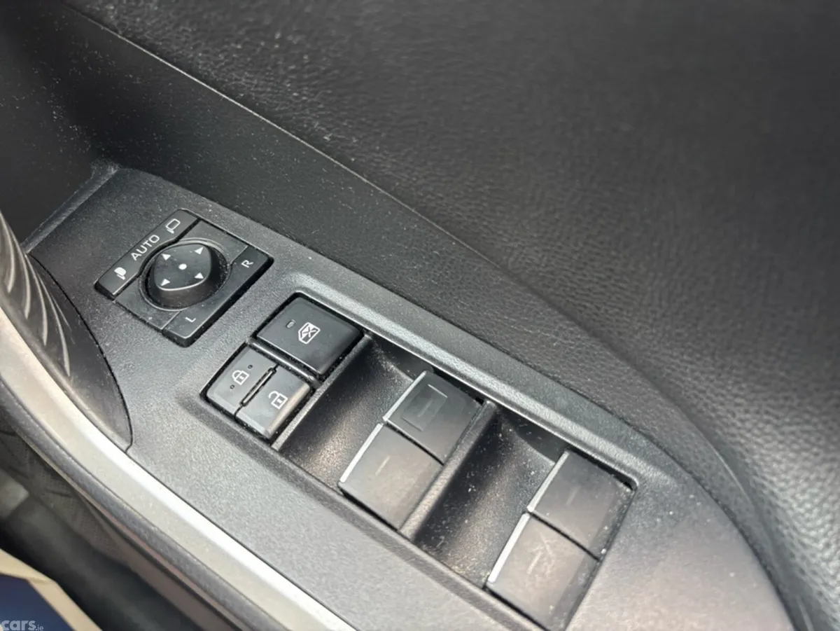 Toyota RAV4 SUV, Petrol Hybrid, 2024, Blue