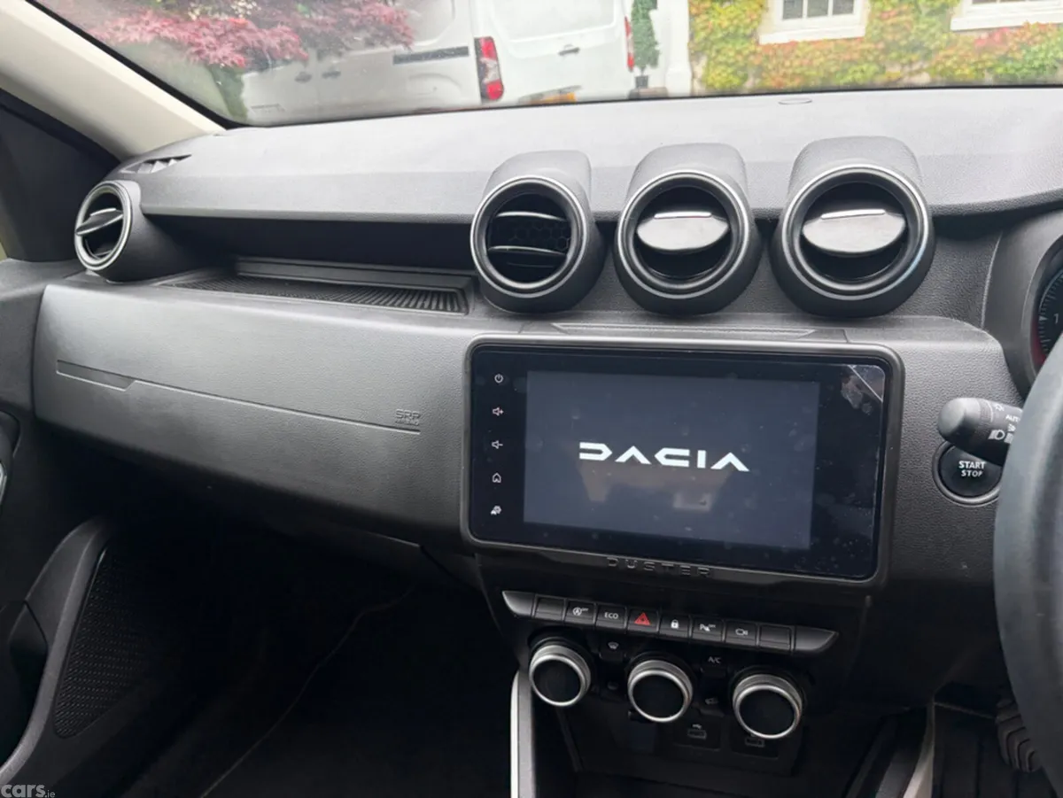 Dacia Duster Hatchback, Gas, 2023, Orange