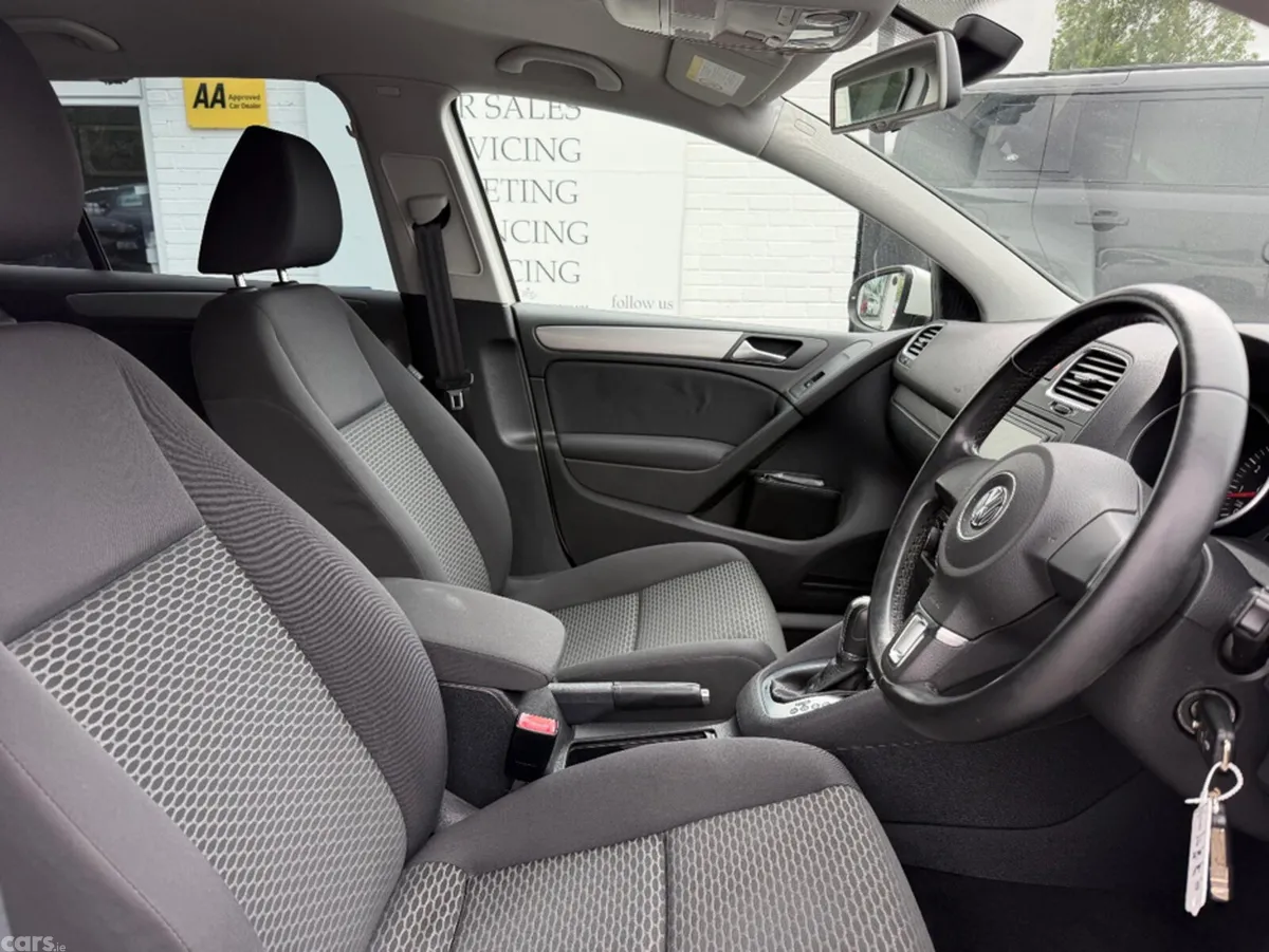 Volkswagen Golf Hatchback, Petrol, 2013, White