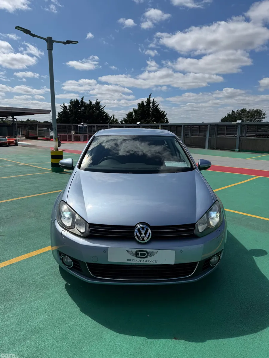 Volkswagen Golf Hatchback, Petrol, 2011, Silver